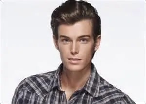 Avec qui Geoffrey s'est-il mis en couple dans l'aventure ?