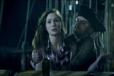 Le capitaine capture Amy et veut...