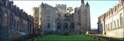 Quel est le nom et le lieu de ce chteau ?