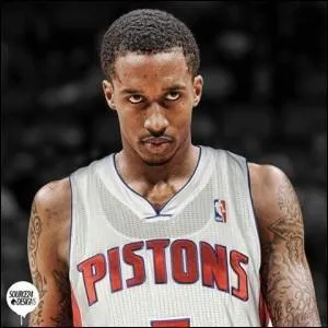 Qui est ce joueur des Pistons ?