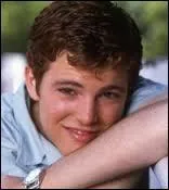 Quel garon est amoureux de Veronica ?