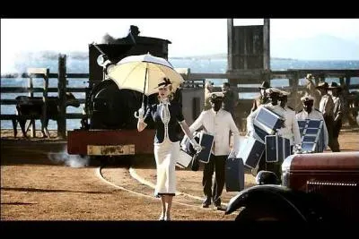 Pourquoi Sarah se rend-elle en Australie ?