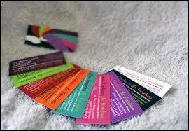 De quelle couleur est la carte d&eacute;livr&eacute;e par les banques ?