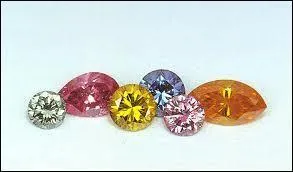 De quelle couleur &eacute;tait le diamant que portait l'aigle pour Barbara ?