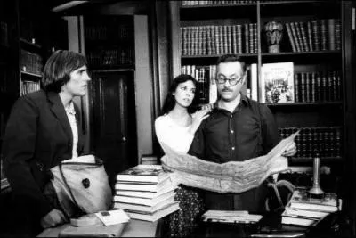 Chanteuse des annes y-y, devenue ensuite l'idole des enfants, elle joue au cinma ds les annes 60 et on la retrouve en 1974 dans un film de Pierre Tchernia, intitul  Les Gaspards . De qui s'agit-il ?