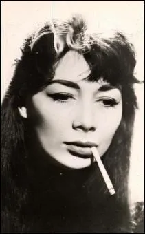 Qui est cette chanteuse originaire de Montpellier ?