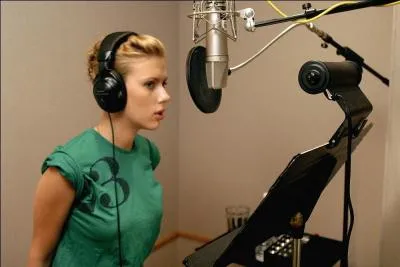 Quel clip Scarlett Johansson n'a-t-elle pas fait ?