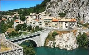 Je vous emmne  Chteau-Arnoux-Saint-Auban (Alpes-de-Hautes-Provence), situ(e) en rgion ...