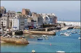 Je pars  Douarnenez (rgion Bretagne), ville situe dans le dpartement ...