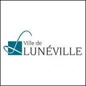 Quel surnom donne-t-on  la ville de Lunville ?