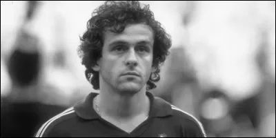 Quel numéro est associé au célèbre footballeur Michel Platini ?