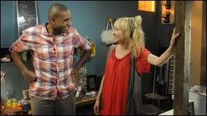 Quel couple vit dans un studio ?