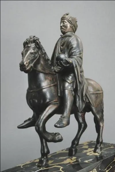 Quel est l'empereur reprsent sur cette statuette ?