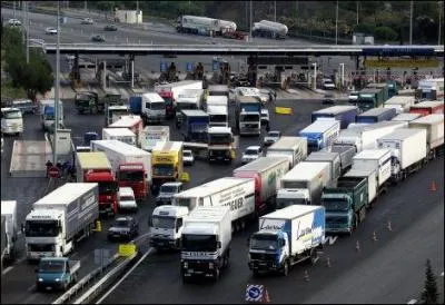 Les tarifs sur les autoroutes vont encore augmenter. Que dnonce la Cour des comptes ?