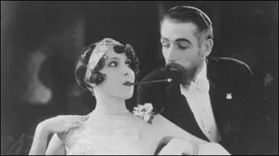 Quel est le titre de son premier film achev ?