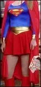Qui est dguise en superwoman ?