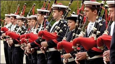 En quelle anne le Festival interceltique de Lorient fut-il fond ?
