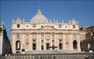 Un bien bel difice religieux, en Italie.
