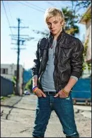 Comment s'appelle-t-il en vrai ?