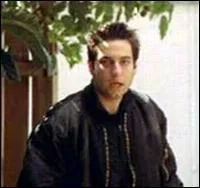 Comment se fait-il tuer ?