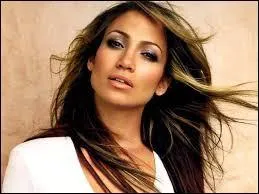 Qui est cette chanteuse ?