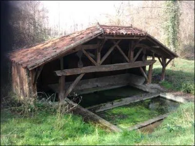 Dans quel dpartement se trouve la ville de Montfort-en-Chalosse ?