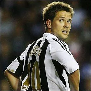 Selon les journalistes, le plus beau but de la Coupe du Monde 98 fut marqu par Mickael Owen face  l'Argentine (je preferais quand mme celui de Bergkamp ). Dans quel stade fut il marqu?