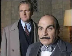 Dans  Les Indiscrtions d'Hercule Poirot , Cora Lansquenet est assassin... ?