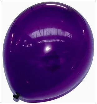 De quelle couleur est ce ballon ?