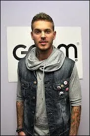 Comment s'appelle son premier album ?