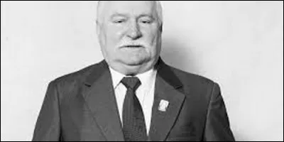 De quoi Lech Walesa devient-il le président en 1981 ?