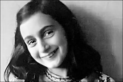 Qui a interprété la ''Chanson pour Anna'' en hommage à Anne Frank ?