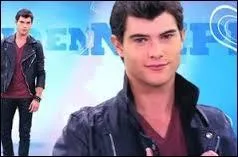 Qui est ce mec dans la saison 2 ?