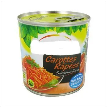 Passons  table ! En entre nous avons des carottes rpes ... .