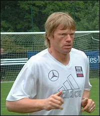 Quelle est la nationalit de Oliver Kahn ?