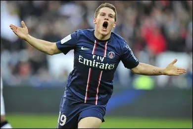 En manque de temps de jeu, le buteur parisien Kvin Gameiro a fait ses valises en Espagne. Direction...