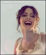 O Martina Stoessel est-elle ne ?