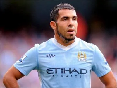 Carlos Tvez quitte Manchester City, avec 73 buts au compteur en 148 matchs jous. Il jouera la saison prochaine...