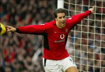 L'attaquant nerlandais Ruud van Nistelrooy a stopp sa carrire il y a un an,  36 ans. Dans quel club nerlandais n'est-il pas pass ?