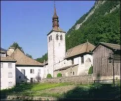 Nous allons visiter le village de Sixt-Fer--Cheval (Haute-Savoie), class parmi les Plus Beaux Villages de France. Il se situe en rgion ...