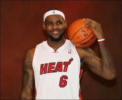 Qui est ce basketteur ?