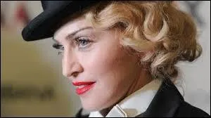  quel ge Madonna perd-t-elle sa mre (suite  un cancer du sein) ?