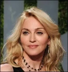 Selon la lgende avec combien de dollars en poche Madonna arrive-t-elle  New York ?