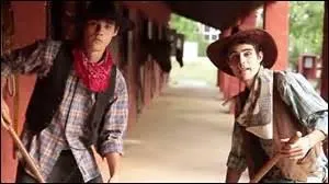 Avec qui Violetta finit-elle dans la saison 1 ?