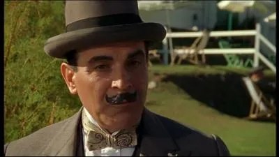 Qu'est-ce que Poirot qualifie de  viande  un tal de boucher  ?