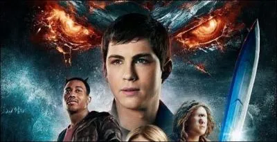 Qui est attaqu par un monstre lors de la bataille finale, meurt et ressuscite grce  l'objet magique de la Q5 ?