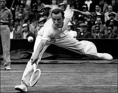 Avant Andy Murray, le dernier Britannique  avoir remport Wimbledon, Fred Perry, s'tait impos en :