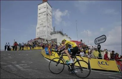 Malgr des suspicions de dopage, quelles tapes de haute montagne a remport Christopher Froome ?