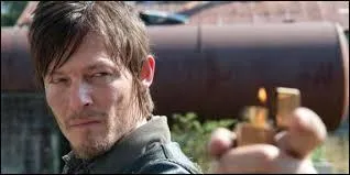 Quelle est l'arme de prdilection de Daryl ?