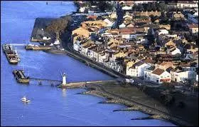 Je vous emmne  Paimboeuf (rgion Pays-de-la-Loire). La ville se situe dans le dpartement ...